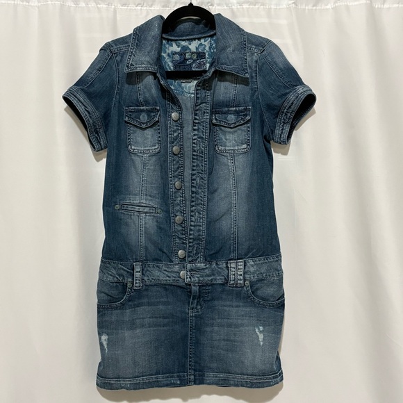 Guess Dresses & Skirts - Guess mini Y2K dress